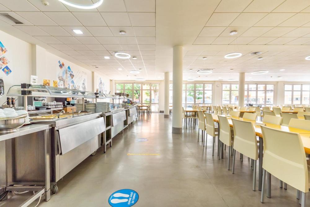 Albergue Inturjoven Sevilla Экстерьер фото