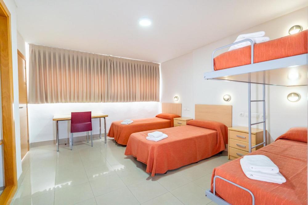 Albergue Inturjoven Sevilla Экстерьер фото