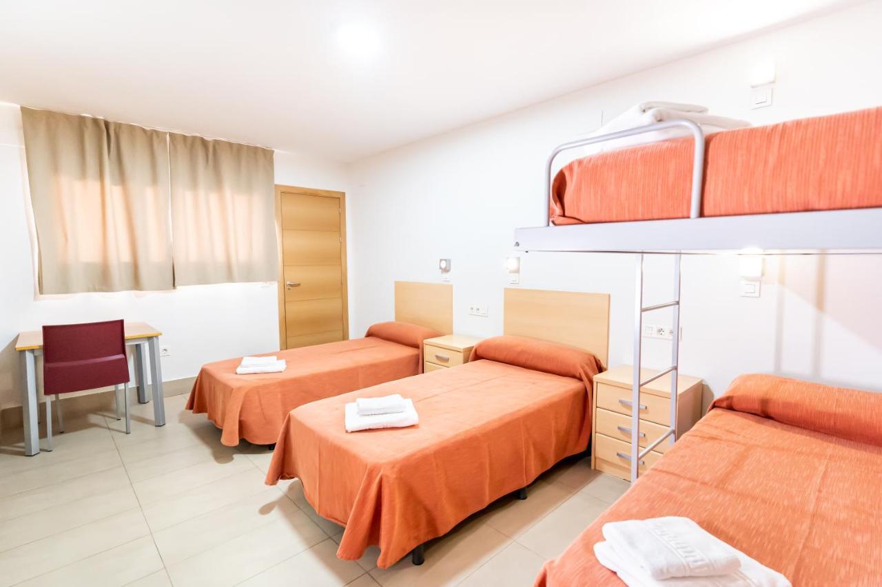 Albergue Inturjoven Sevilla Экстерьер фото