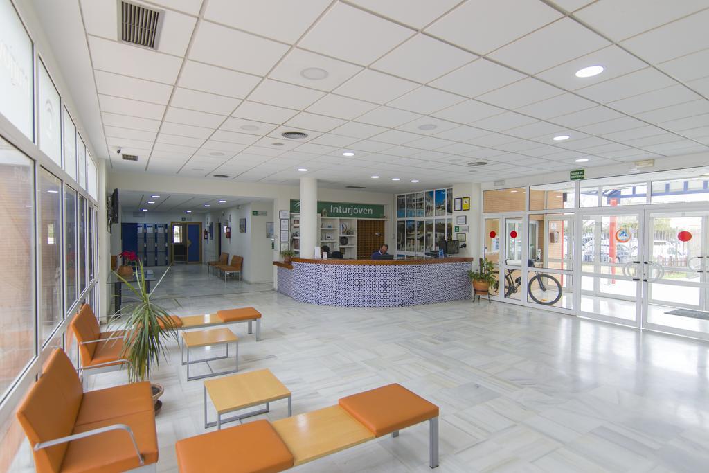 Albergue Inturjoven Sevilla Экстерьер фото
